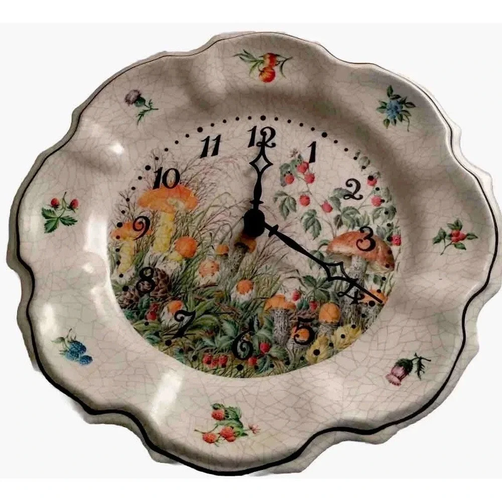 Mushroom Botanical Wall Clock Vintage Forest Cottage Core Decor Battery Operated